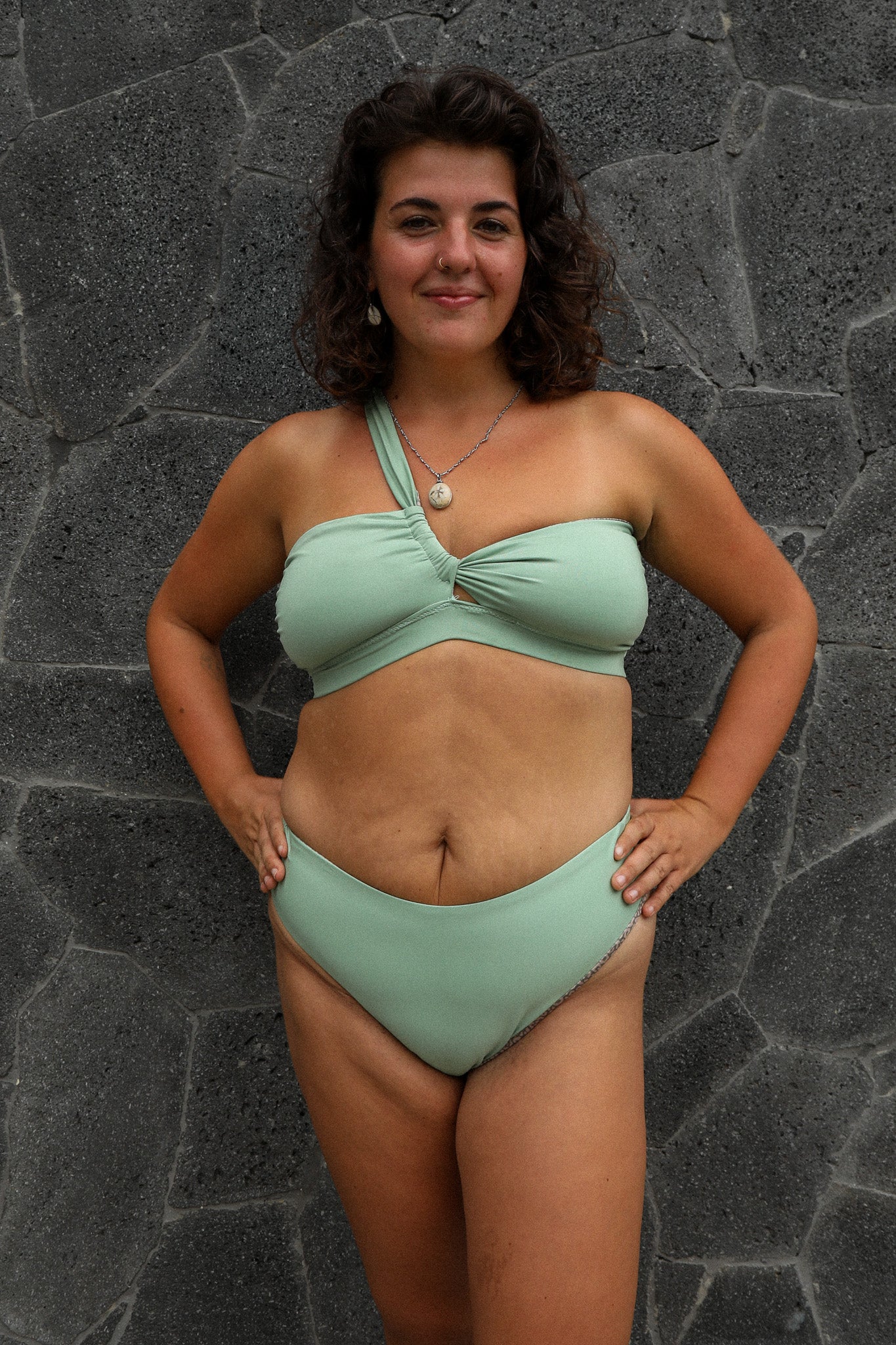 Top Kenzi Cheetah reversible to Sage